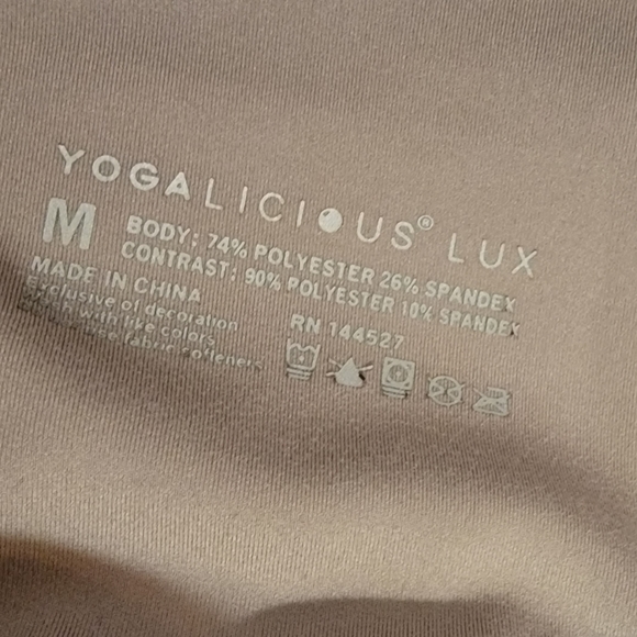 Yogalicious  active wear leggings - Picture 2 of 6